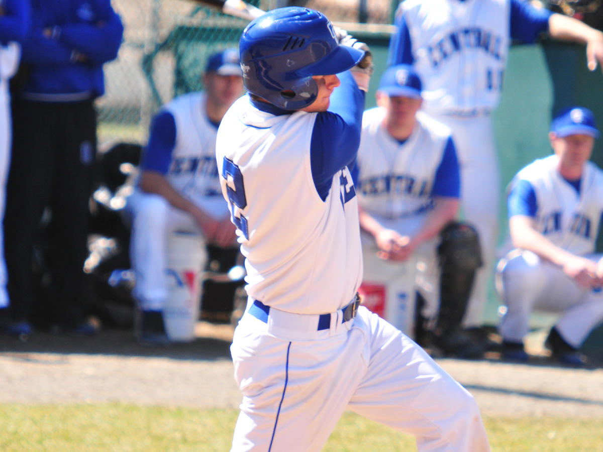 Baseball Drops 13-10 Non-Conference Decision Versus Holy Cross Tuesday Night at Beehive Field