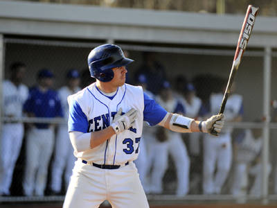 Baseball Drops Series Finale Against Bryant on Sunday