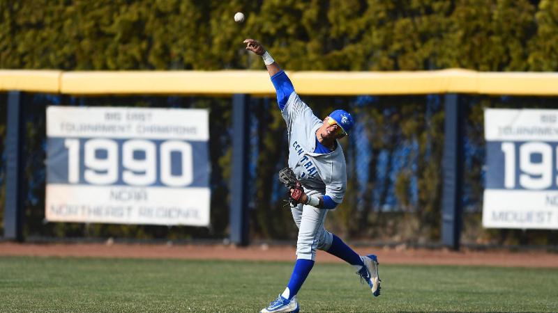 Baseball Drops Pair at Fairleigh Dickinson