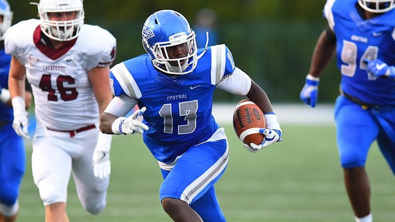 Football Home to Host Fordham in 2017 Arute Field Opener on Saturday