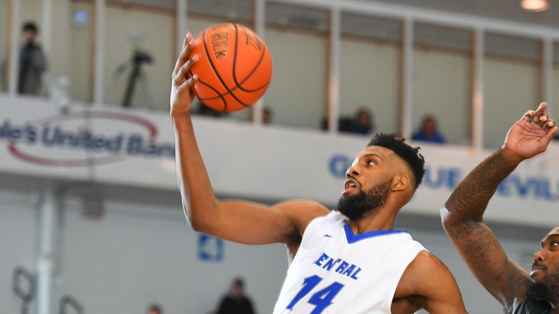 Men's Basketball Rallies for 77-68 Win at Mount St. Mary's Saturday