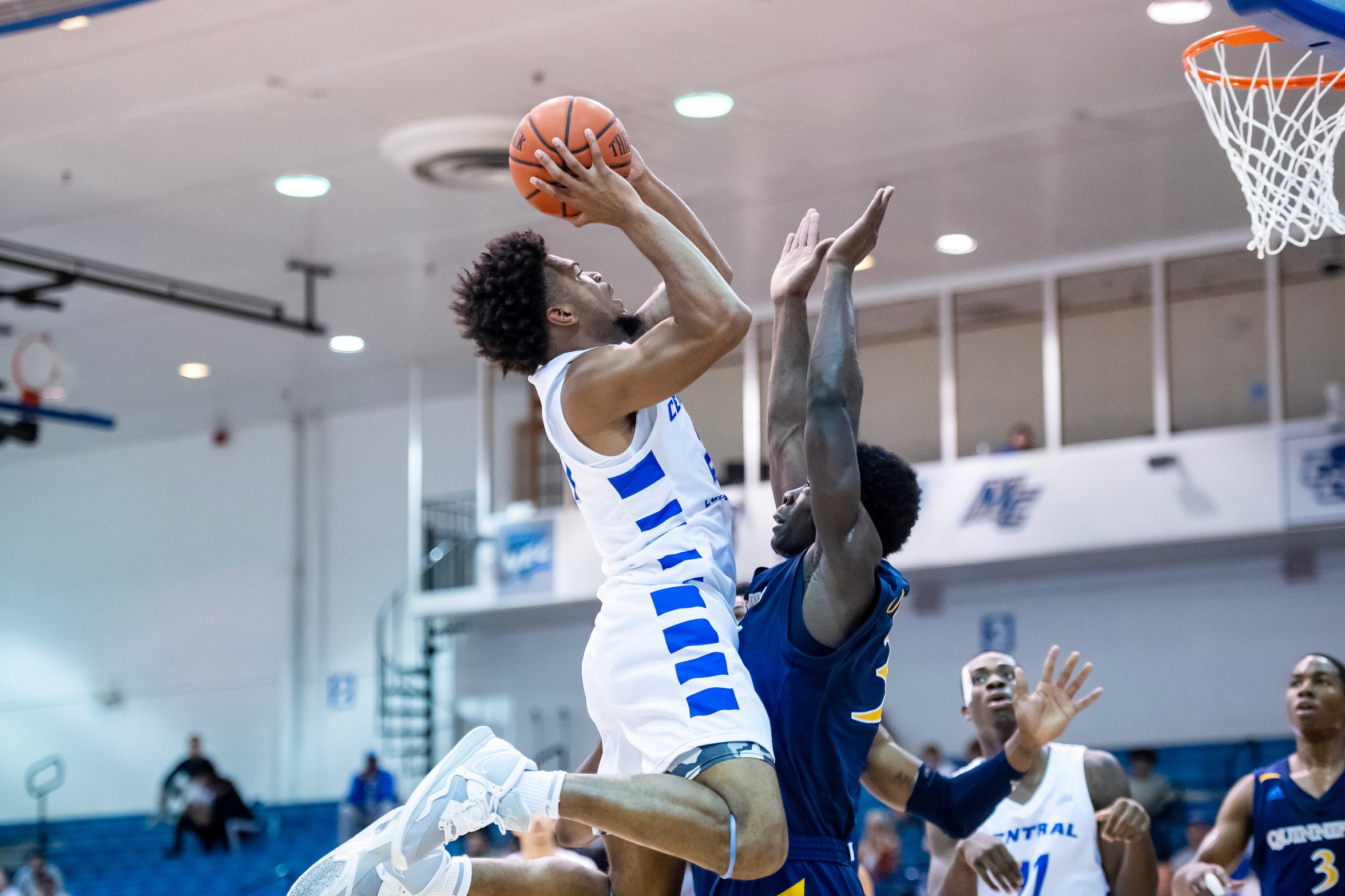Men's Basketball Downed by Brown on Tuesday