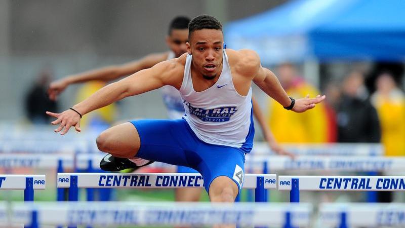 Men's Track Competes at Yale on Saturday