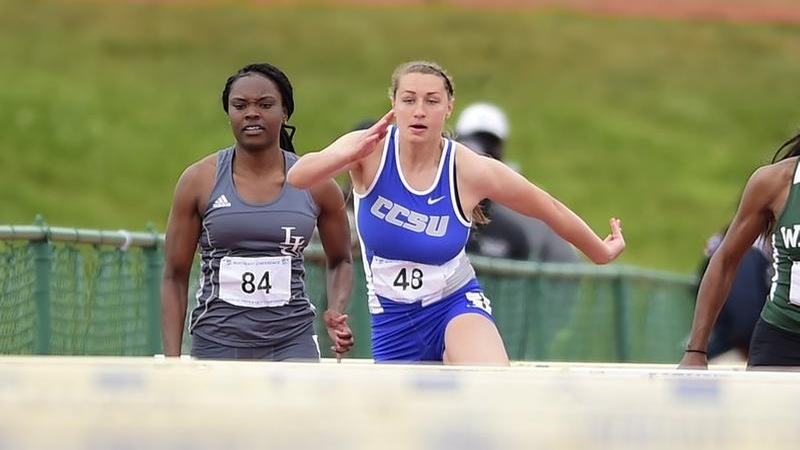 Women's Track Competes at John Thomas Terrier Classic