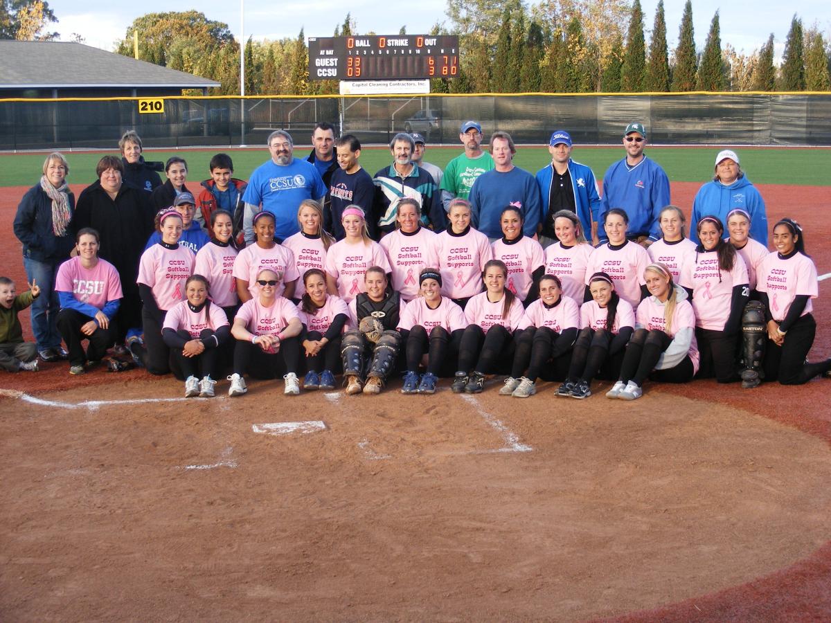 Faculty/Staff Win Annual Softball Game