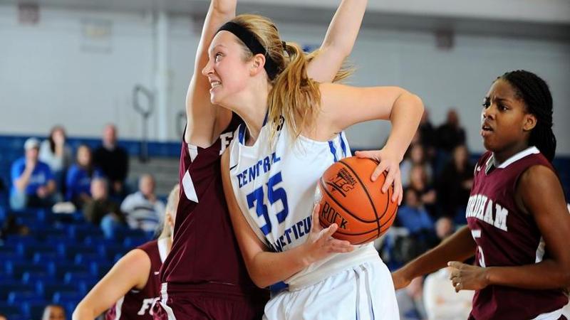 Women's Basketball Downed By New Hampshire Sunday, 64-50