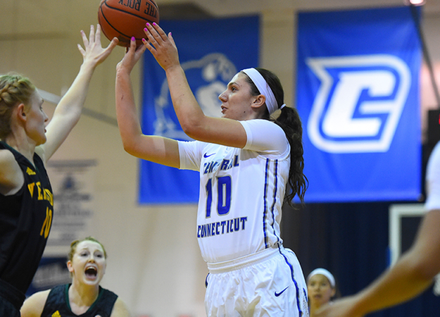 Women's Basketball Comes Up Short At New Hampshire, 56-52