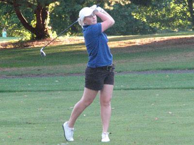 Sarochova Shoots 83 in First Round Play at Sacred Heart Fall Classic