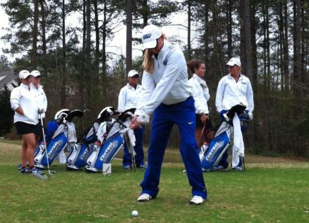 Women's Golf Finishes 6th at Richmond