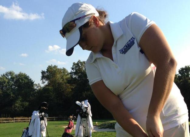 Women's Golf Third in NEC Poll