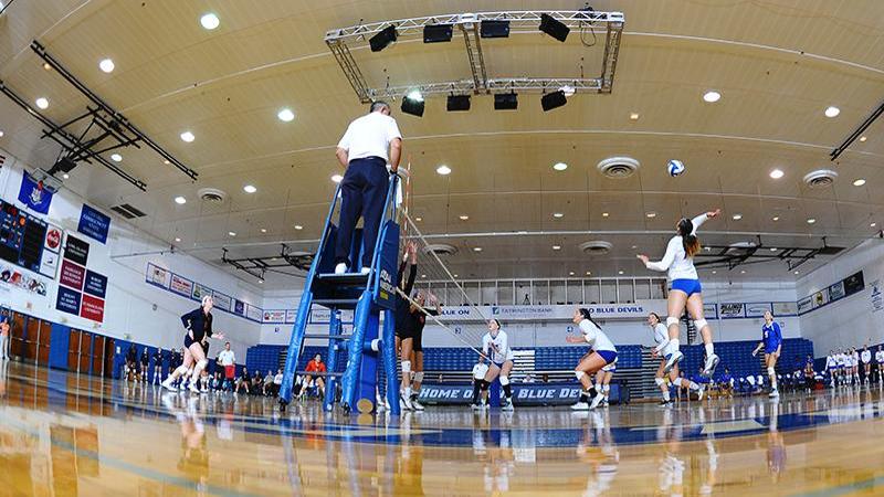 Volleyball Falls to Saint Francis U. in Five Sets