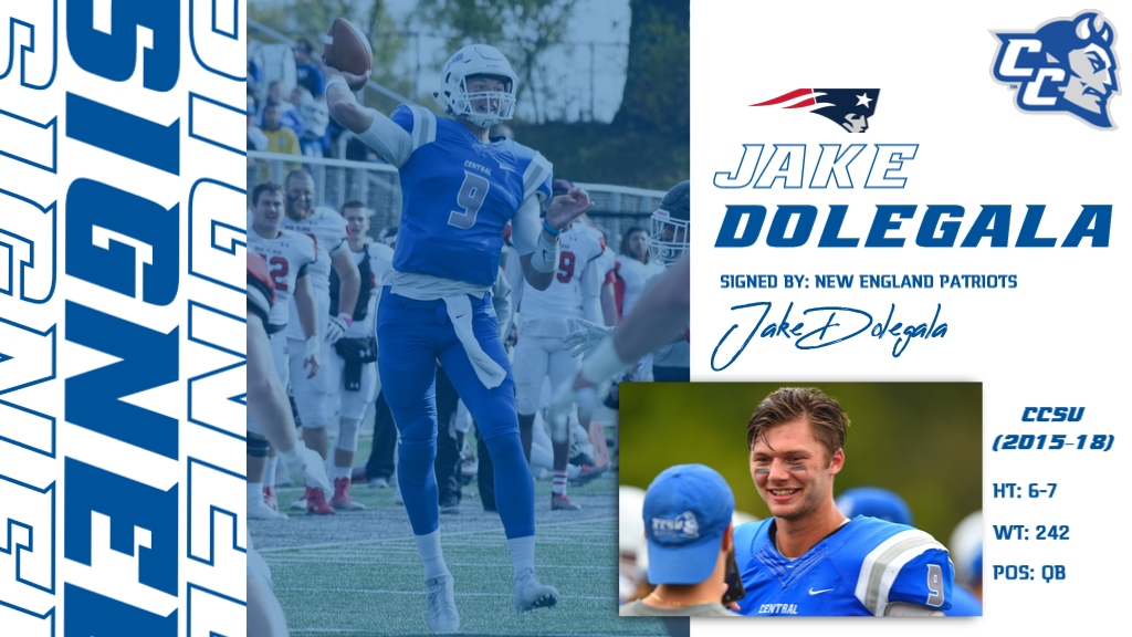Former Blue Devil Jake Dolegala Signs With New England Patriots