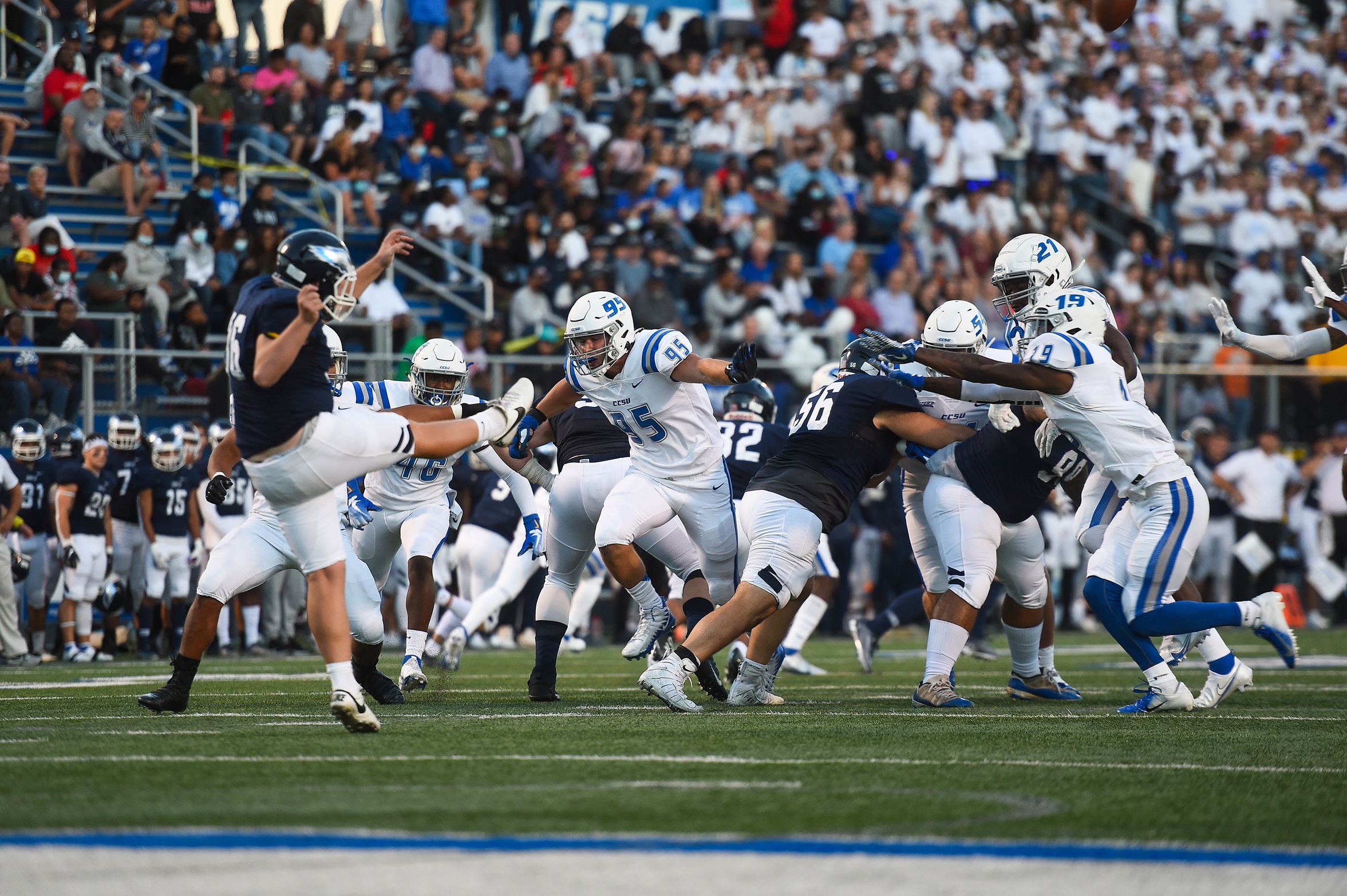Football Drops Season-Opener to Southern Connecticut