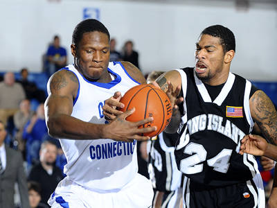 Comeback Falls Short as Men's Basketball Loses to Quinnipiac