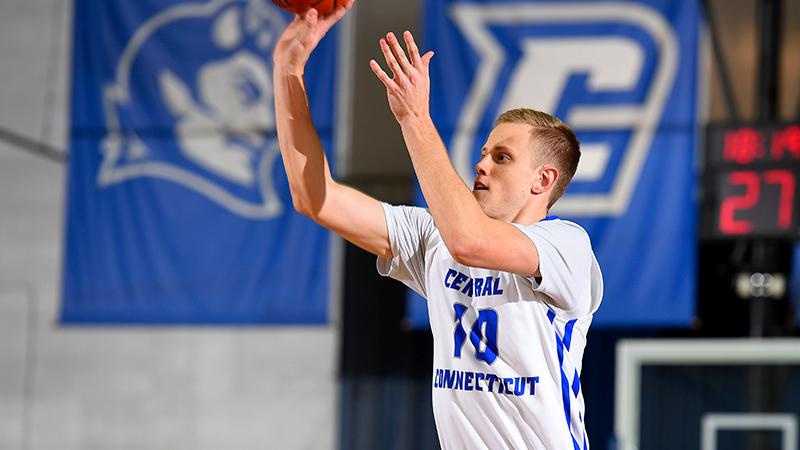 Men's Basketball Holds Off Cleveland State for Third Straight Win