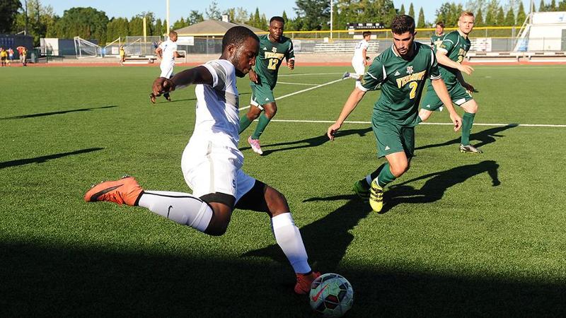 Men's Soccer Falls to Canisius in Overtime, 2-1