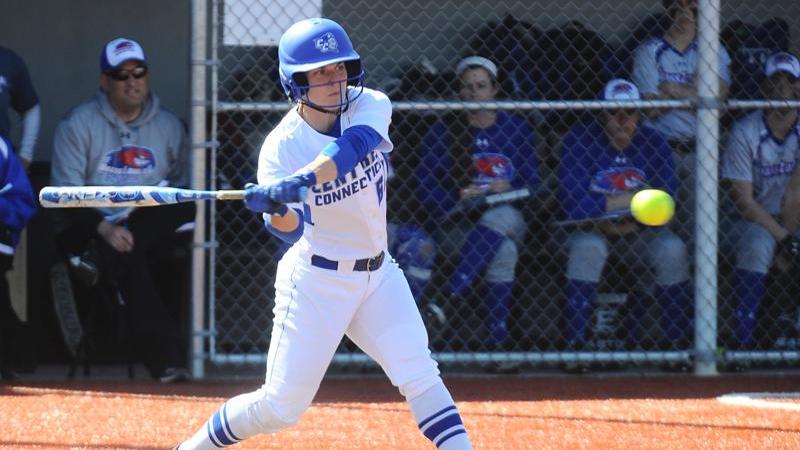 Softball Drops Two at USF Tournament Friday