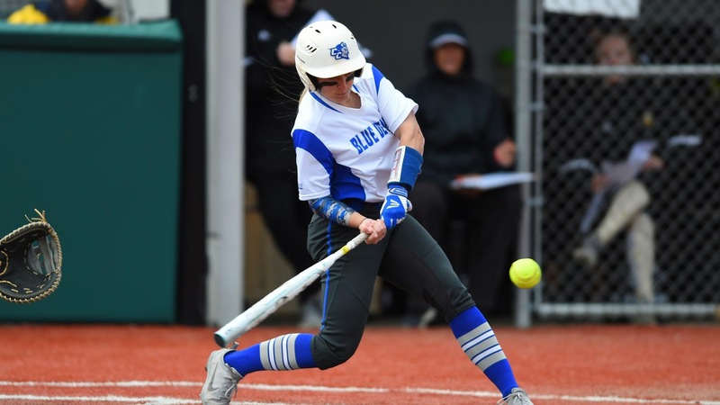 Softball Drops Pair of Contests to Saint Francis on Sunday
