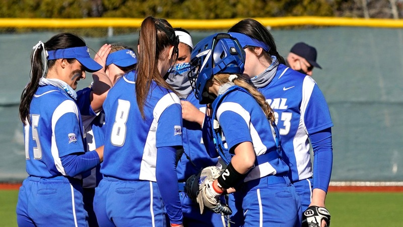 Softball Comfortably Wins Both Games Against Bryant on Friday