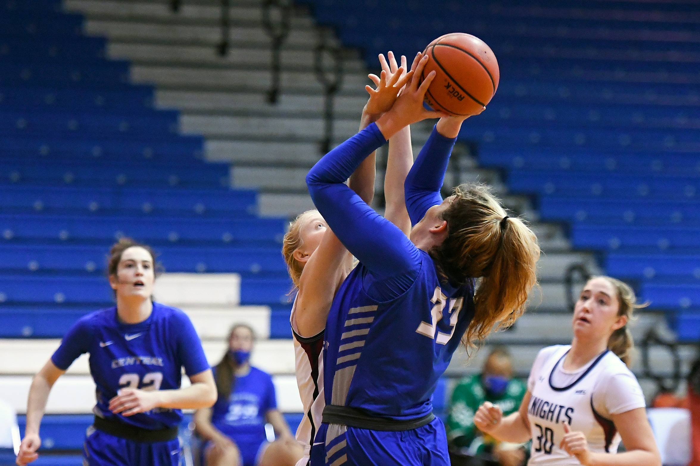 Women's Basketball Drops Road Game to UMass