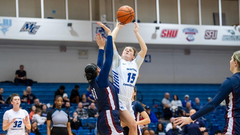 Women's Basketball Falls to FDU on Saturday Afternoon