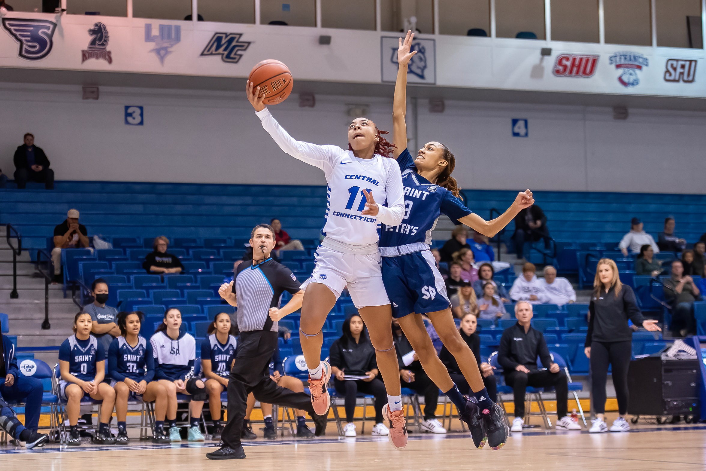 Dejah Jenkins scored 17 points in Wednesday's game. (Photo: Steve McLaughin)