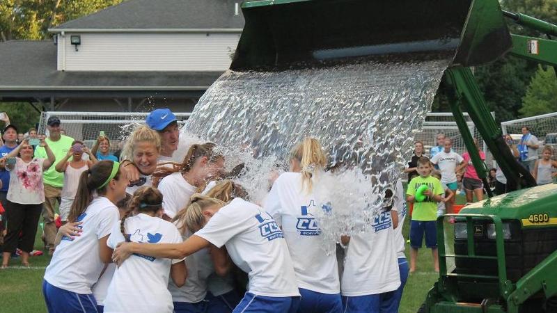 Women's Soccer Hosts Youth Clinic For ALS