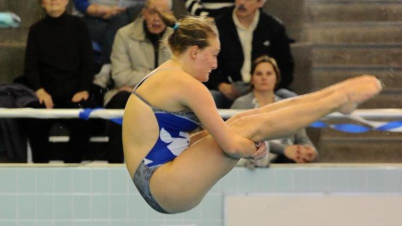 Goldman Two-Time NEC Diver of the Week