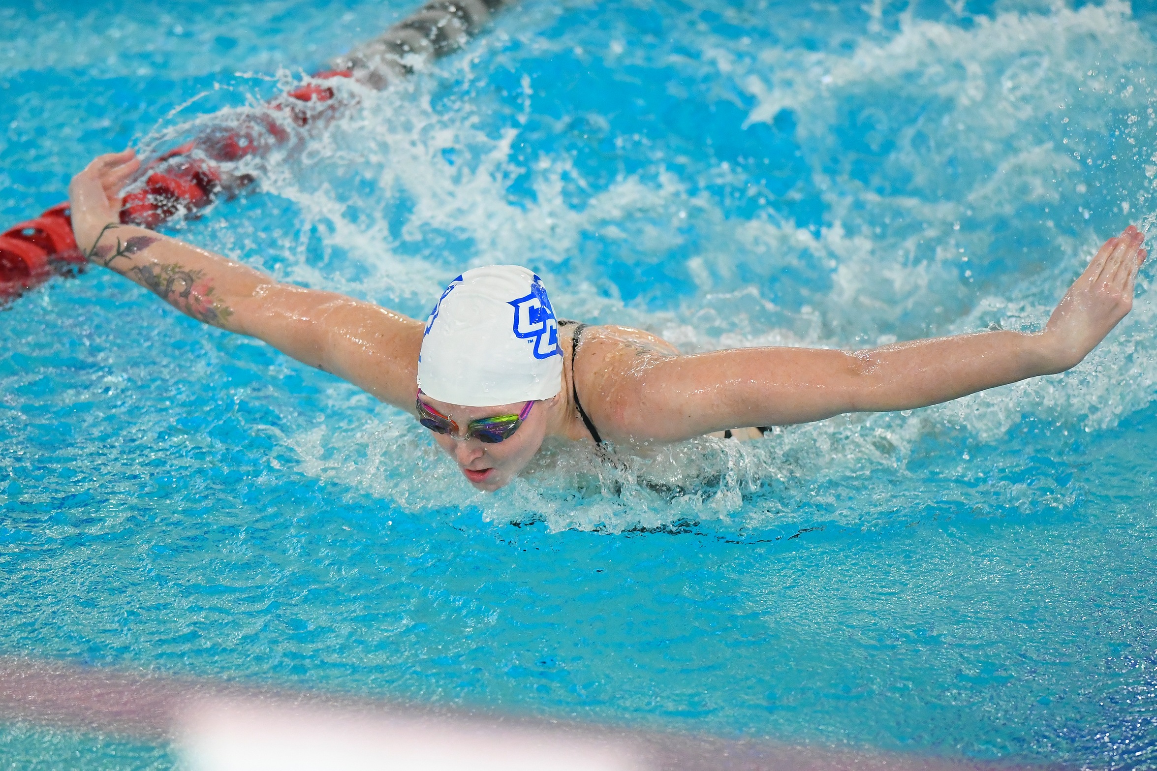 Swimming Opens Season With WIn over Sacred Heart
