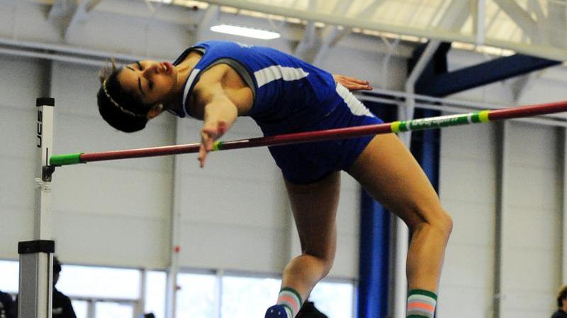 Saunders Sets School Record at USATF Indoor Championships