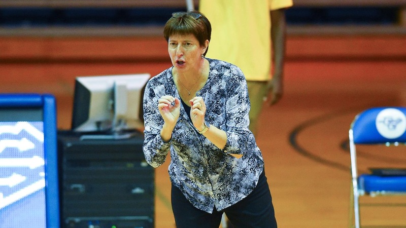 Linda Sagnelli Named ECAC Division I Volleyball Coach of the Year
