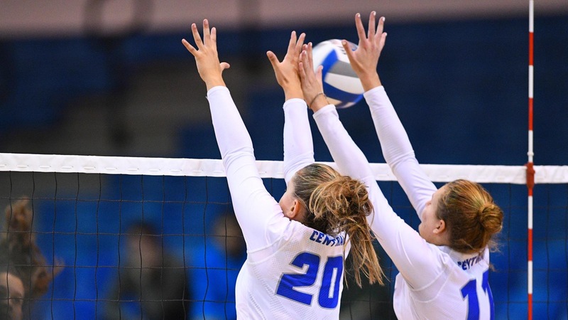 Volleyball Splits Matches Saturday at Georgetown Classic